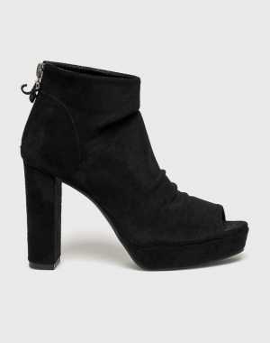 Answear Női Tűsarkú cipő Ideal Shoes fekete