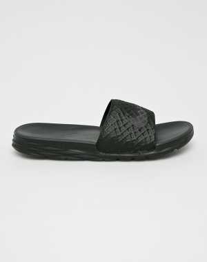 Nike Sportswear Férfi Papucs cipő Benassi Solarsoft fekete